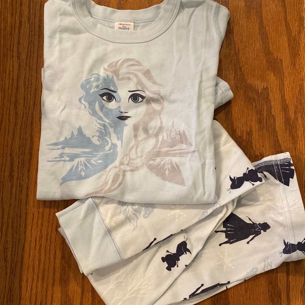 Hanna Andersson Girl’s Frozen II/Elsa Pajamas, Blue, Size 10 (140 cm)
